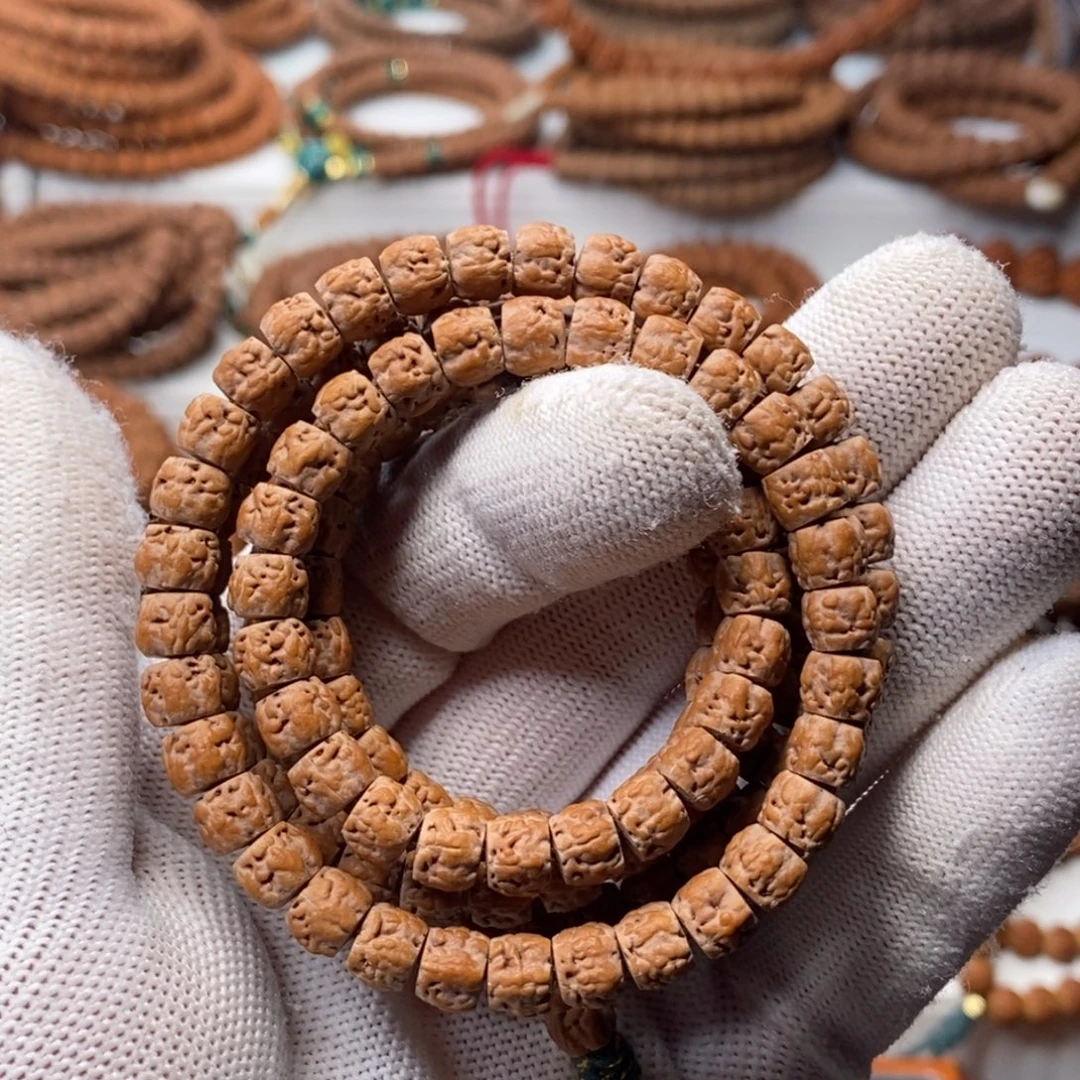 手串金刚菩提五爪金龙龙切满肉佛手，尺寸7.5