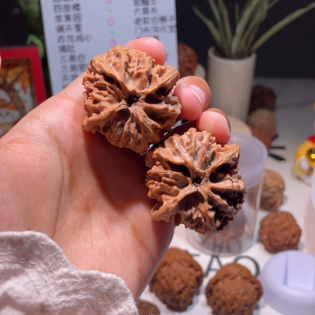 文玩核桃吊坠41 40 苹果园 5768