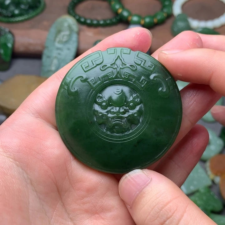 和田玉未镶嵌挂件