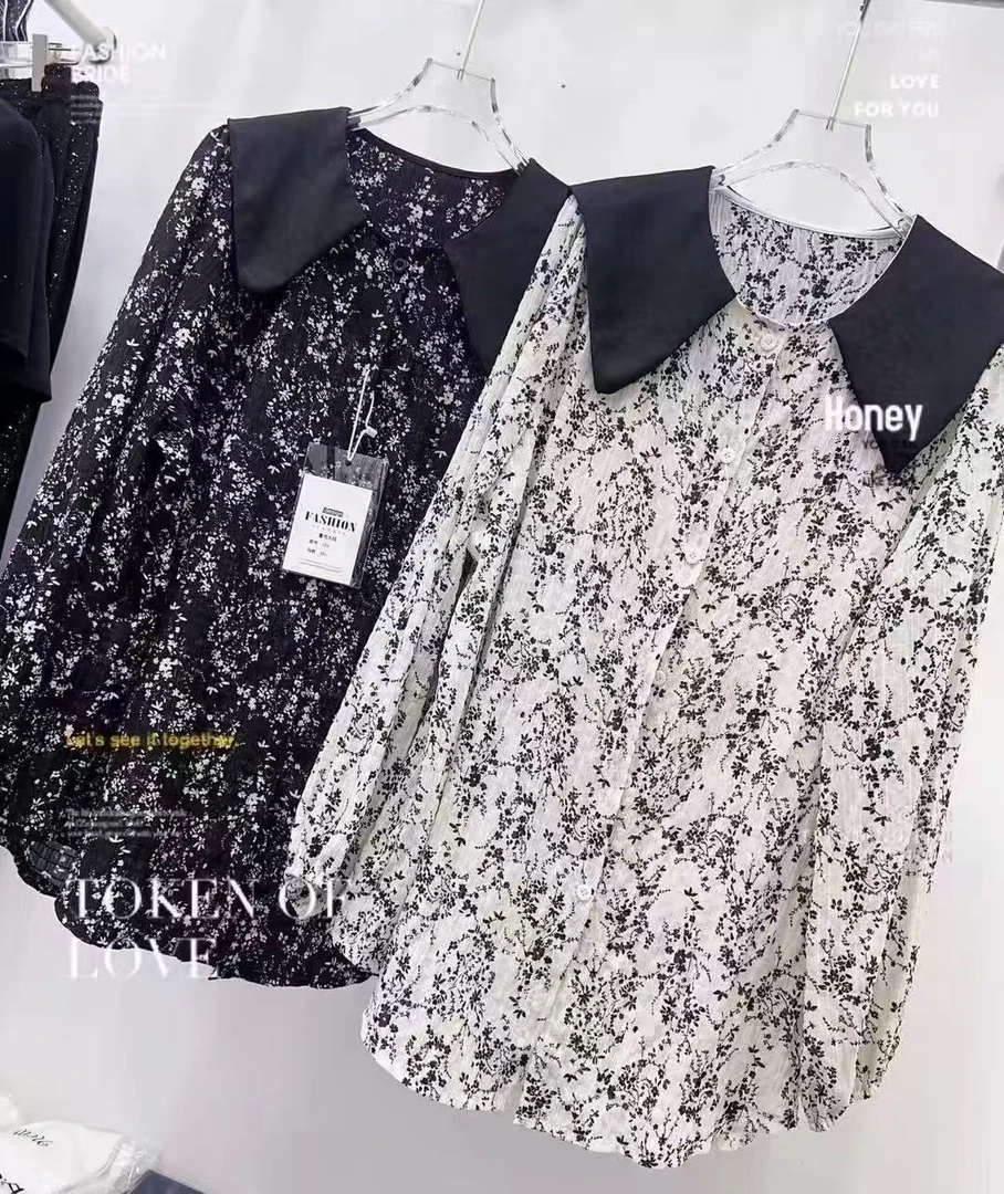 9125-韩版设计感压褶小清新碎花大码女装娃娃领加长盖臀衫