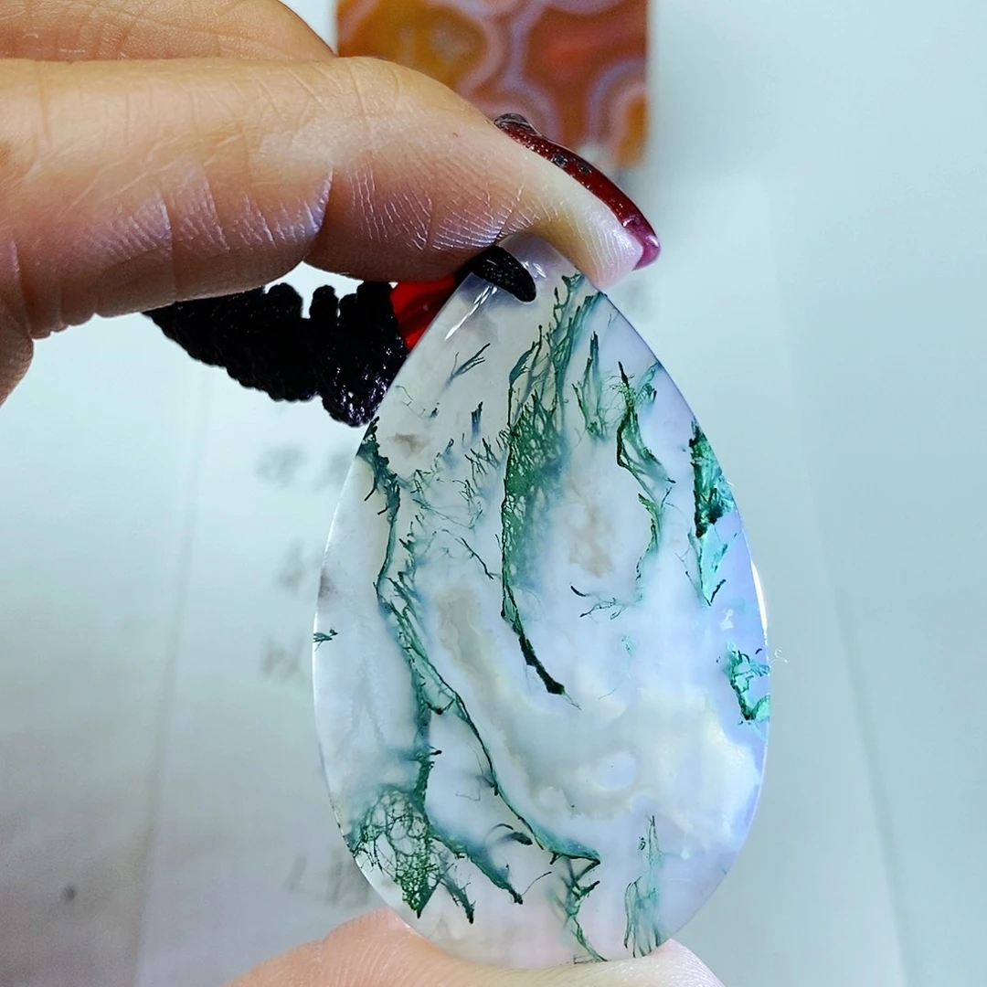 玛瑙/玉髓颈饰未镶嵌小*子