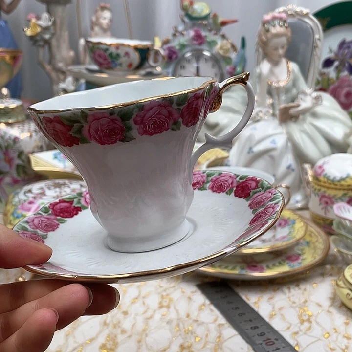 杯碟陶瓷摆件陶瓷