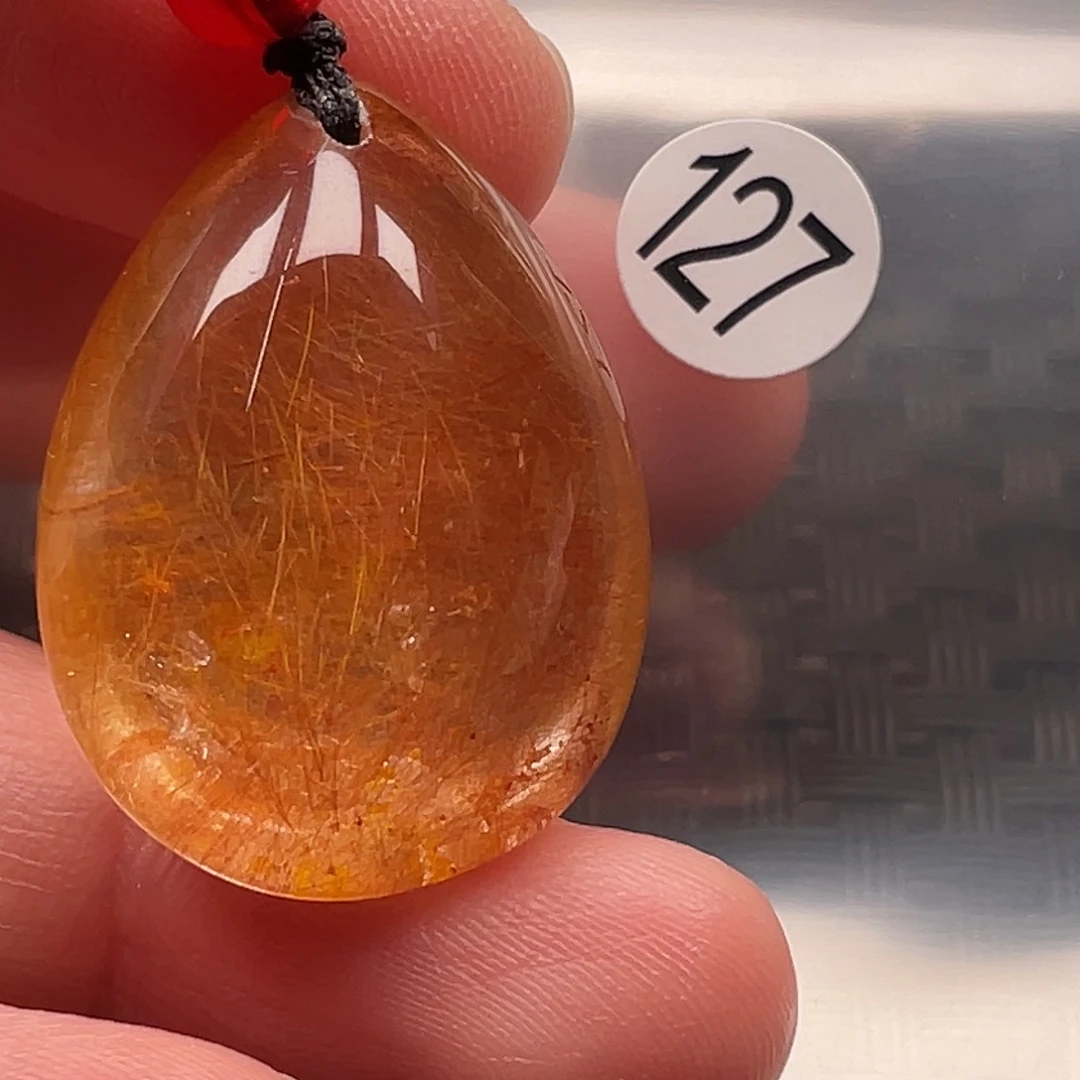 隐***率颈饰水晶未镶嵌天然