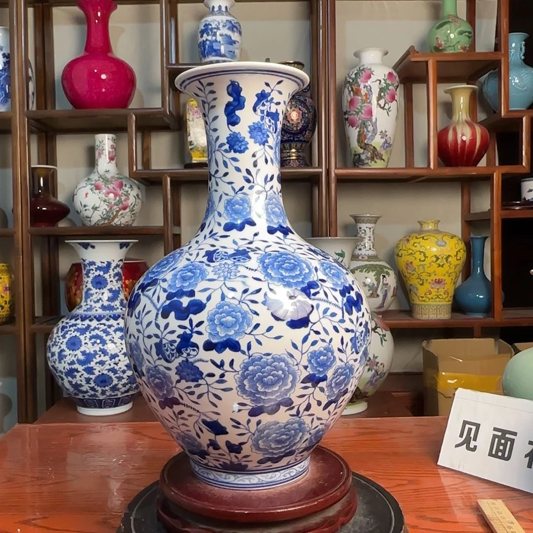 瓶高度35厘米肚径21厘米
