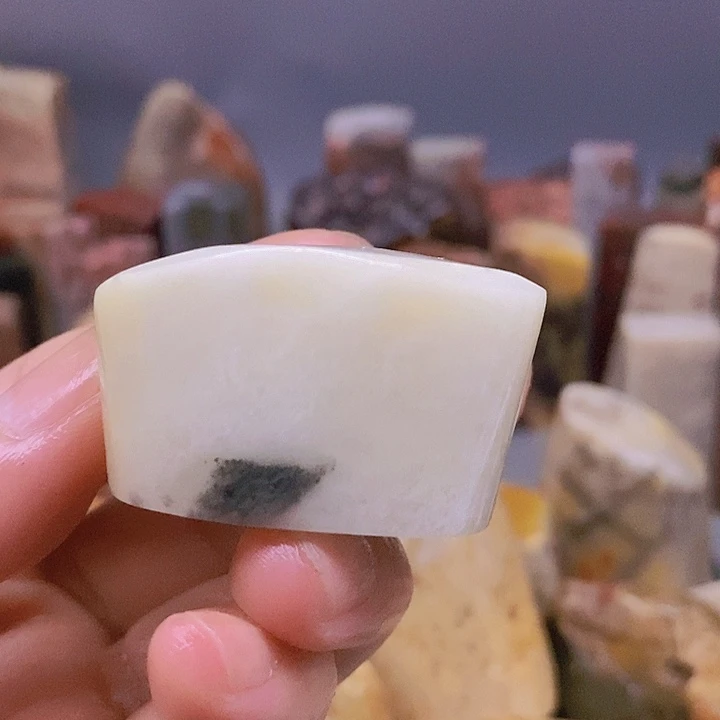 用***2寿山石印石天然原石