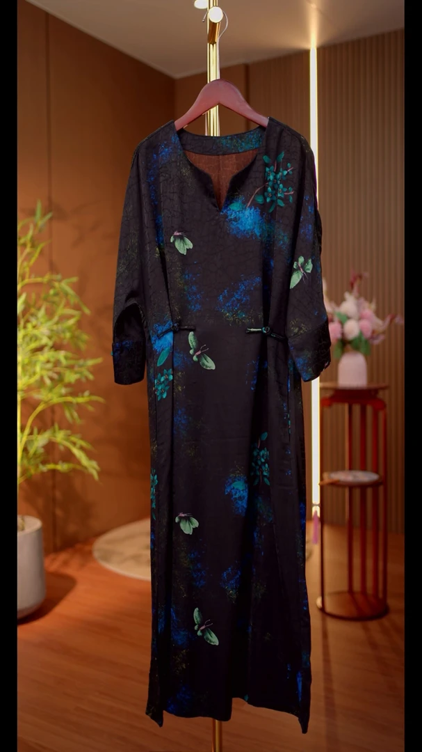 美蓝蝶-新中式国风龟纹老料连衣裙0053