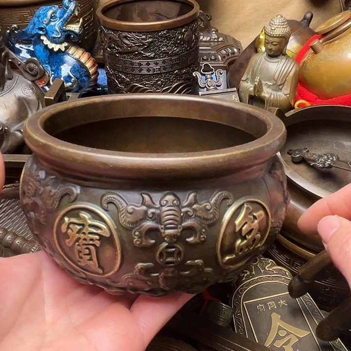 精美铜器批发档口