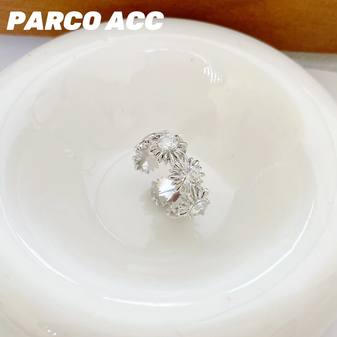 铜合金合成锆石戒指 C603 CHROMA 雏菊拼接戒指