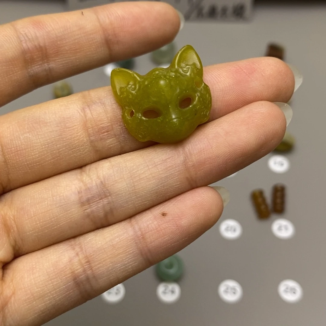 s***e蛇纹石玉未镶嵌配饰