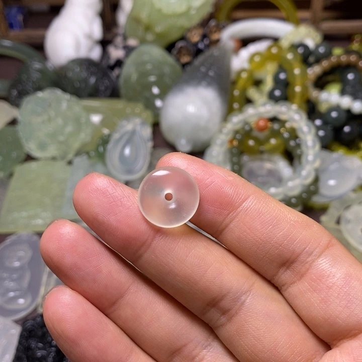 岫玉未镶嵌岫玉颈饰