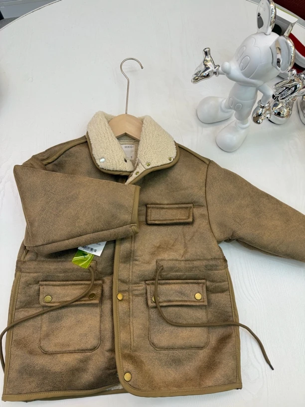 儿童外套皮毛一体加绒