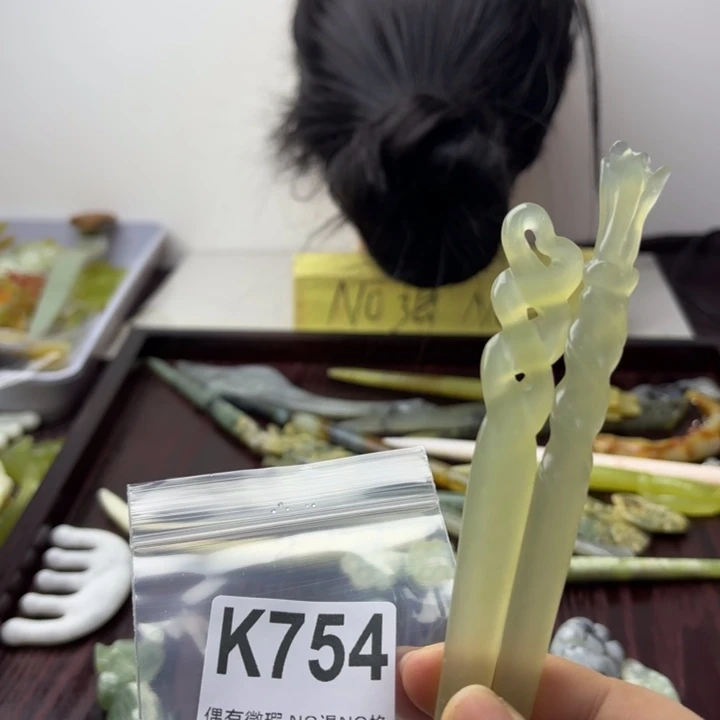 蛇纹石玉发饰合金清
