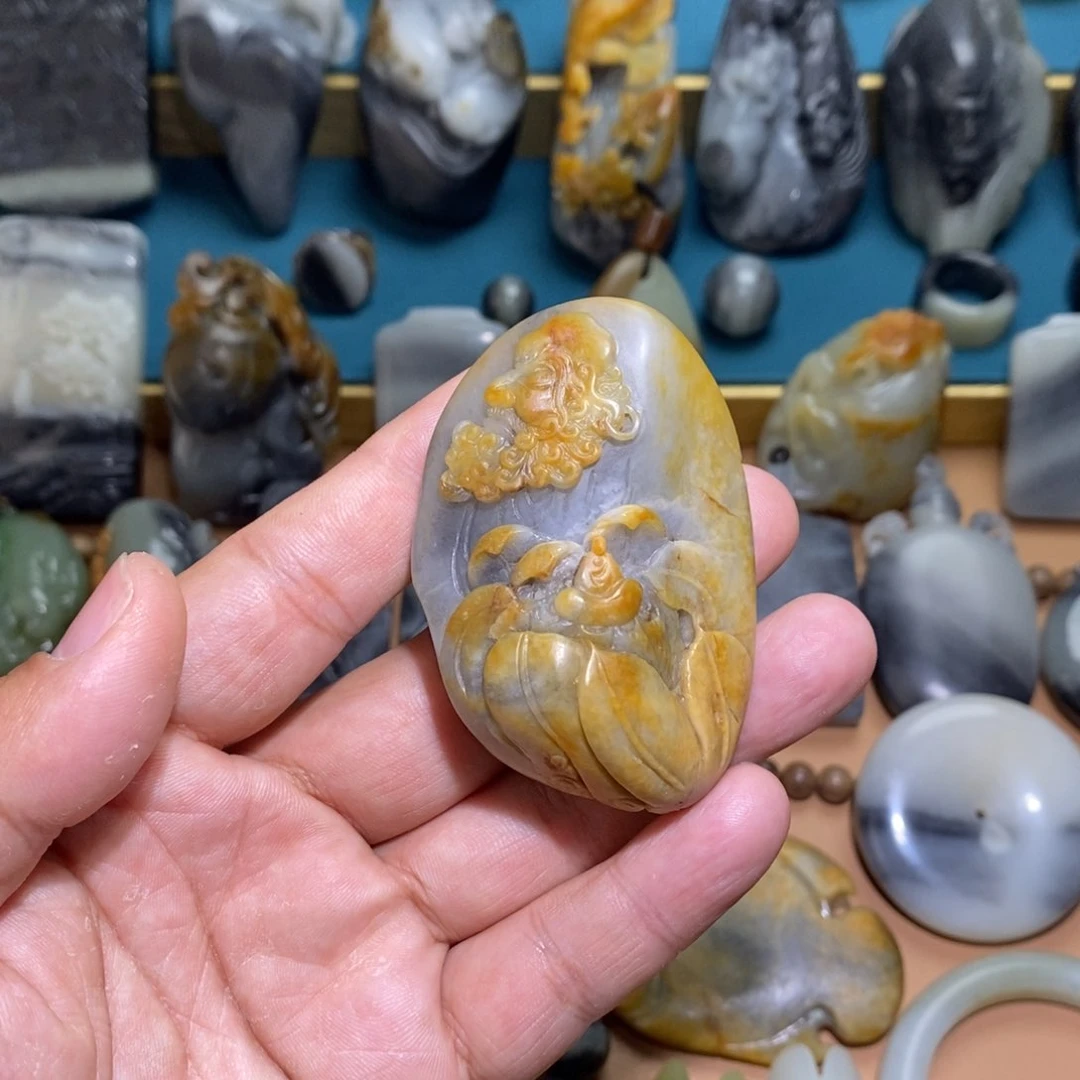 未镶嵌和田玉把件