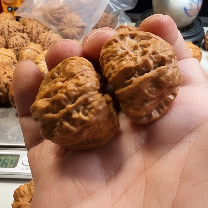 文玩核桃把件小***拌蛤蟆头