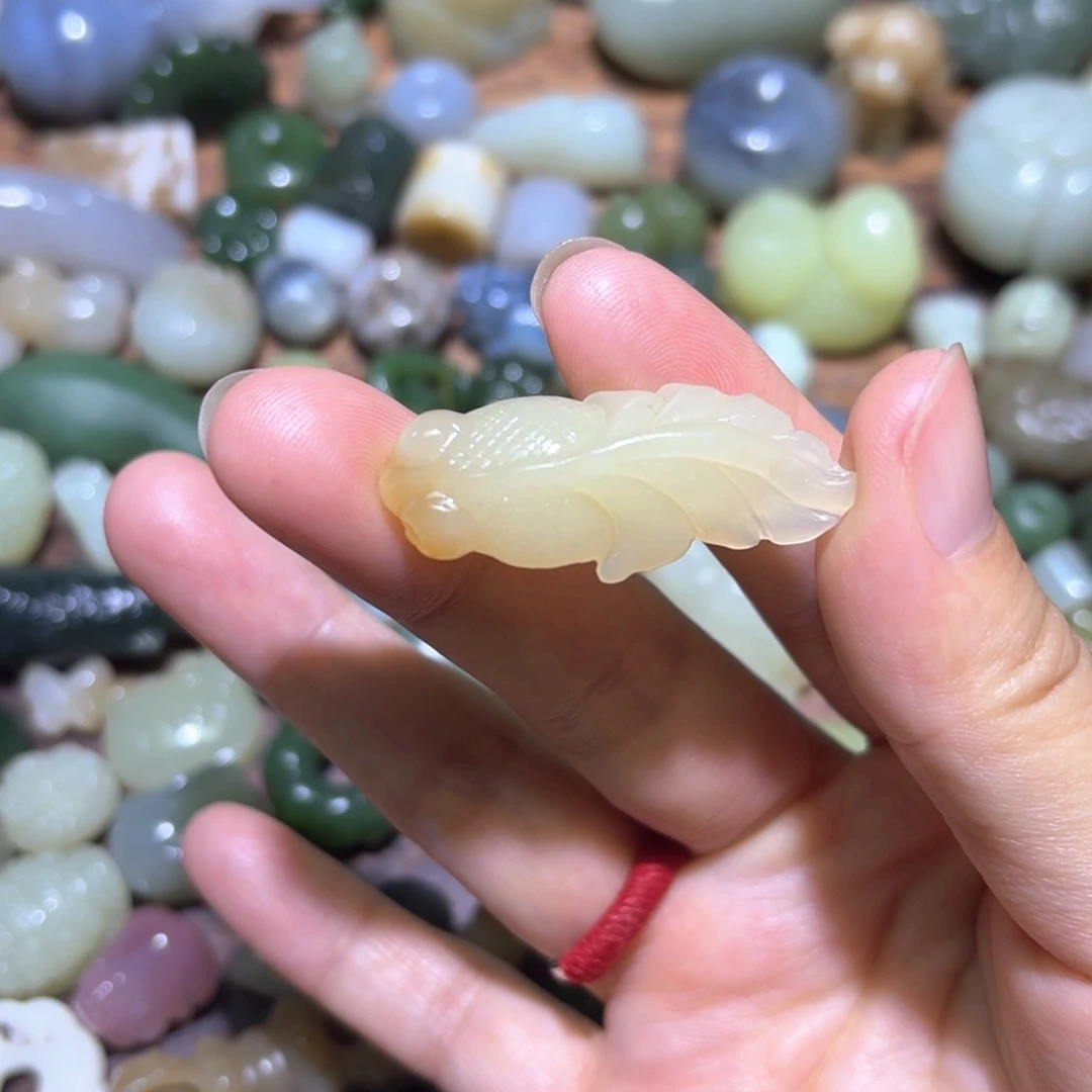 和田玉未镶嵌珠宝半成品