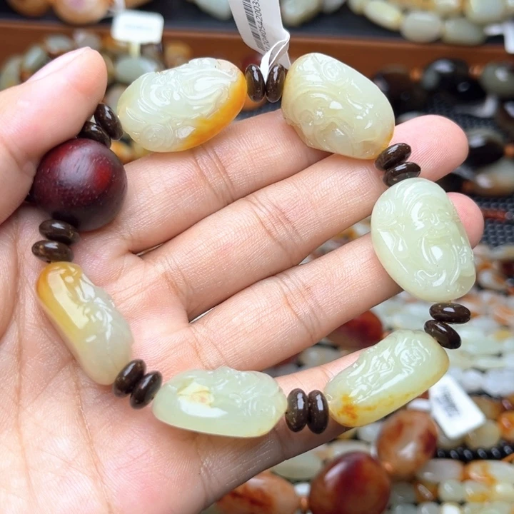 杭***哥未镶嵌手链和田玉