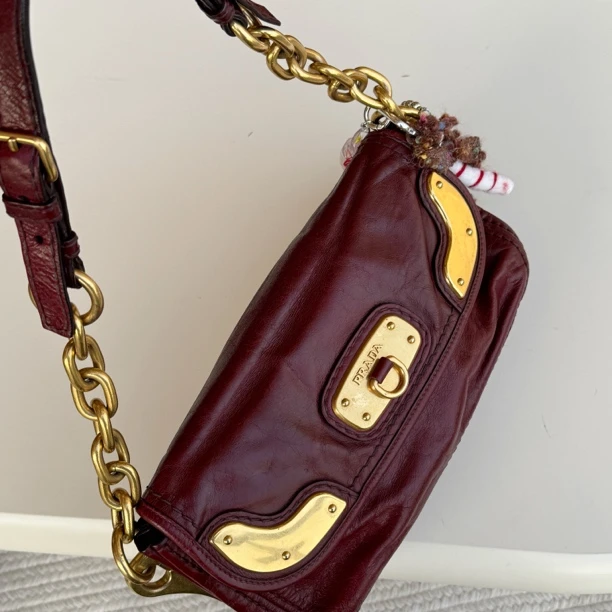 95新 Prada/普拉达 油蜡皮金标翻盖麻将腋下包