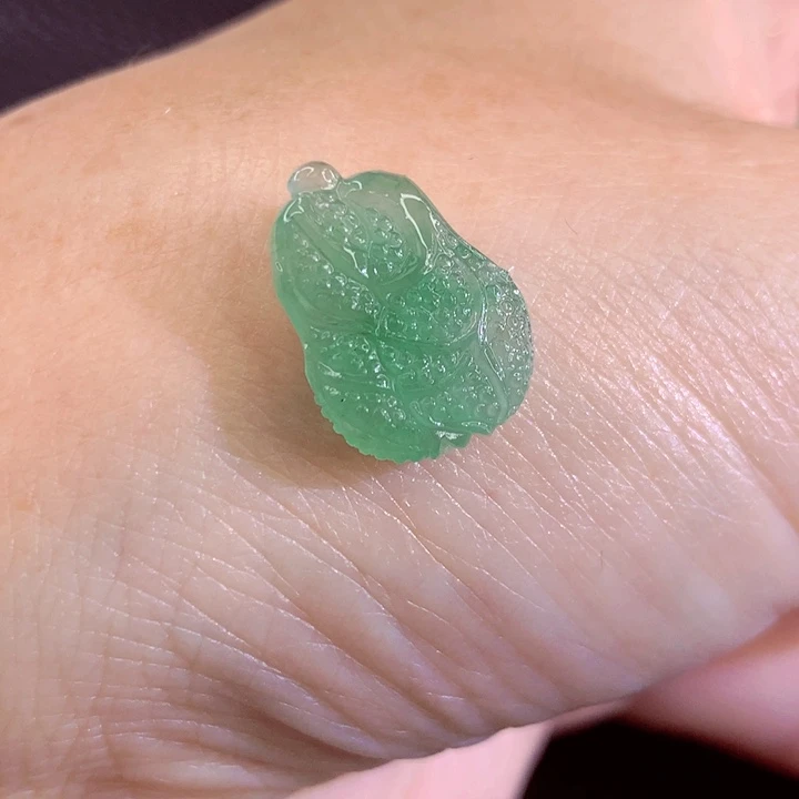 定制翡翠未镶嵌翡翠