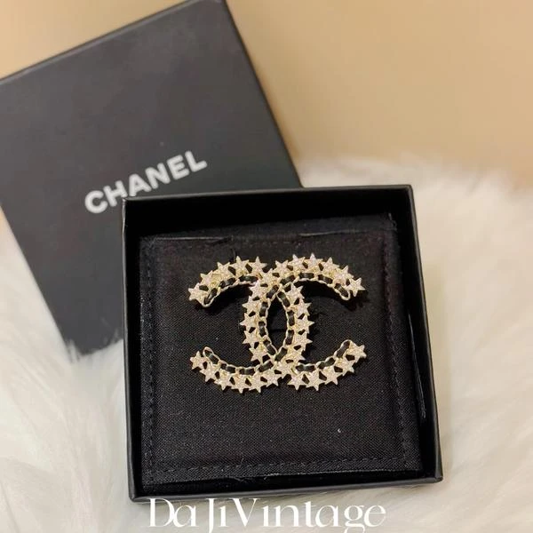 大吉中古/Chanel香奈儿星星双c皮穿链胸针