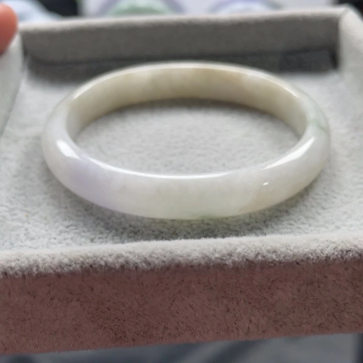 翡翠未镶嵌手镯手镯