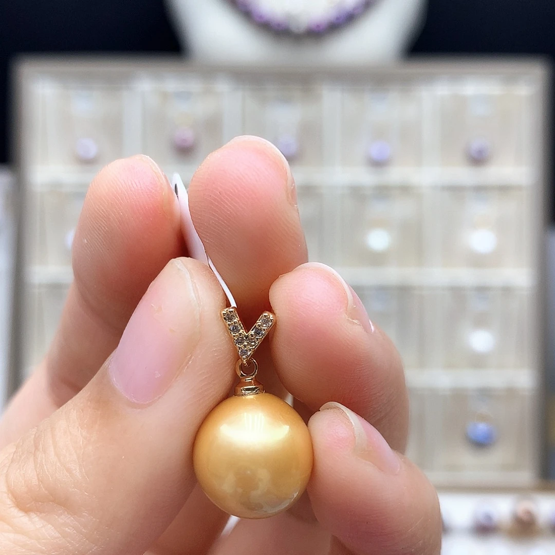 淡水珍珠合金颈饰