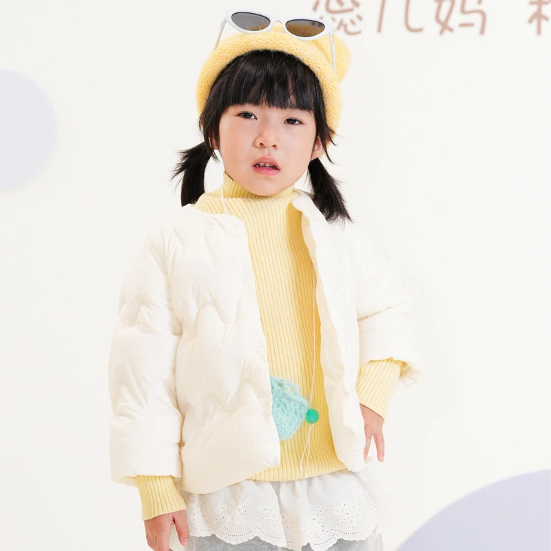 【云朵小葵】女童秋季纯色四粒扣蓬蓬圆领波浪绗线羽绒服89035