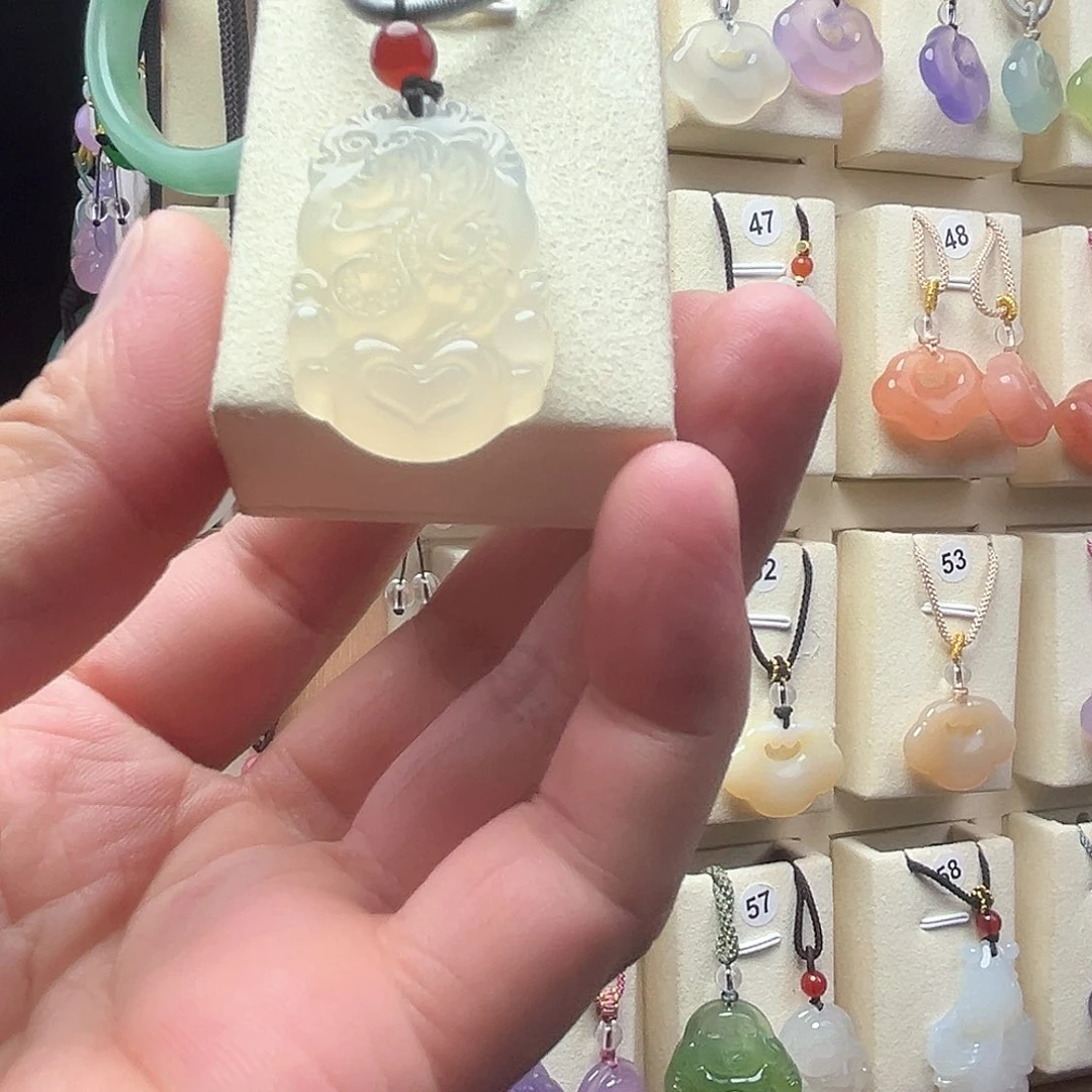 玛瑙/玉髓吊坠(赠链)未镶嵌