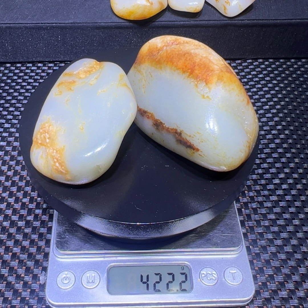和田玉（子料）未镶嵌吊坠(不含链)422克