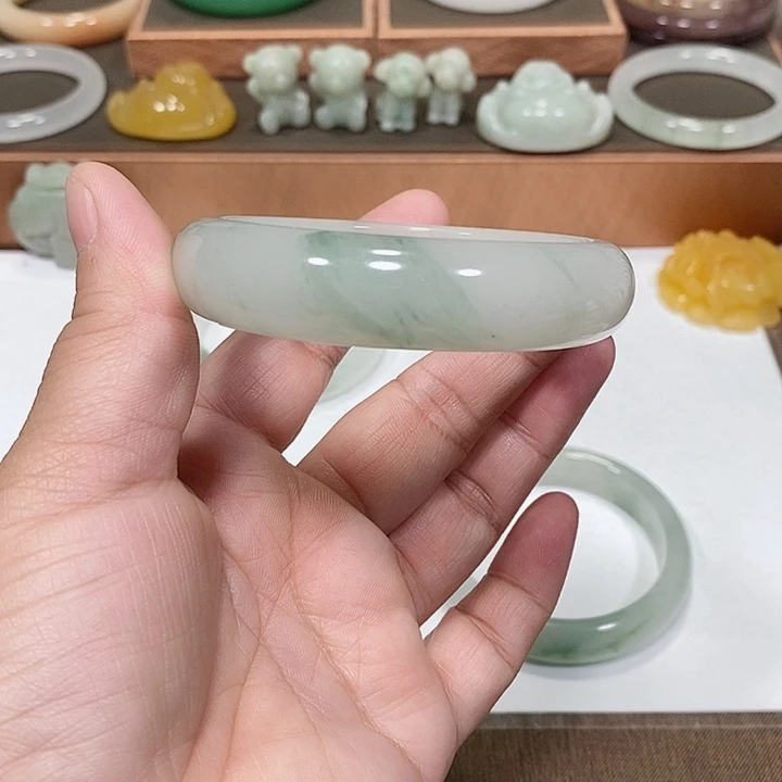 石英质玉手镯未镶嵌꧁****