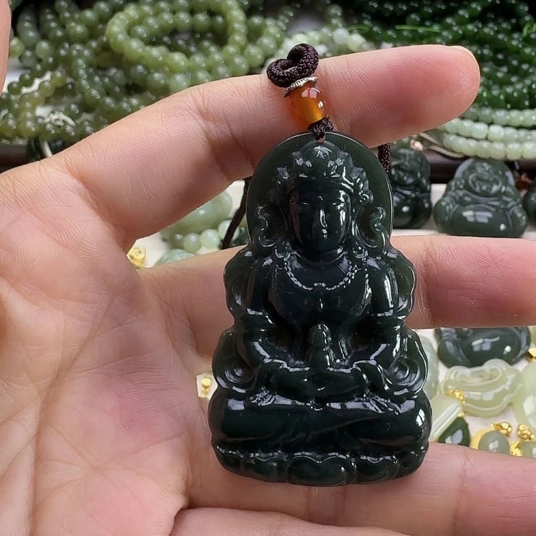 和田玉未镶嵌颈饰吊坠