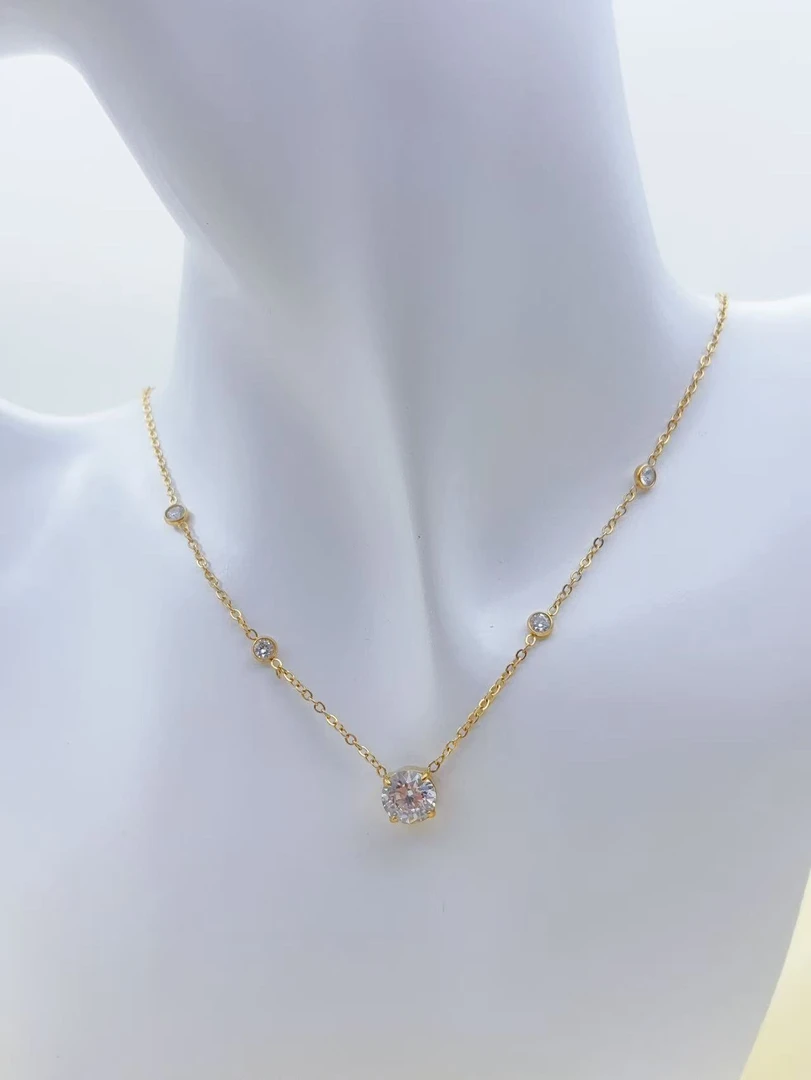 钛钢项链 【Kiss娜】钛钢3788轻奢精致五个锆项链