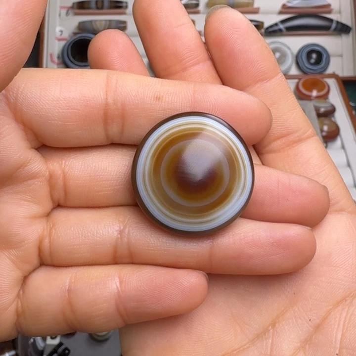 玛瑙/玉髓颈饰未镶嵌M****i