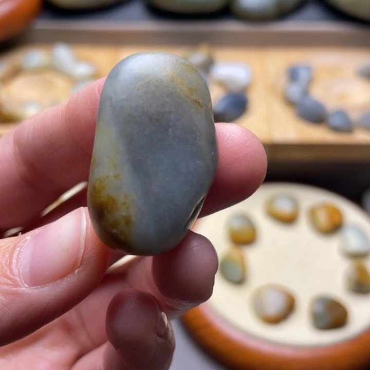 和田玉未镶嵌颈饰11