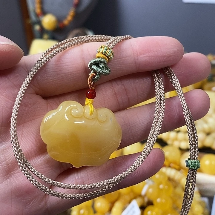 琥珀未镶嵌裸石锁