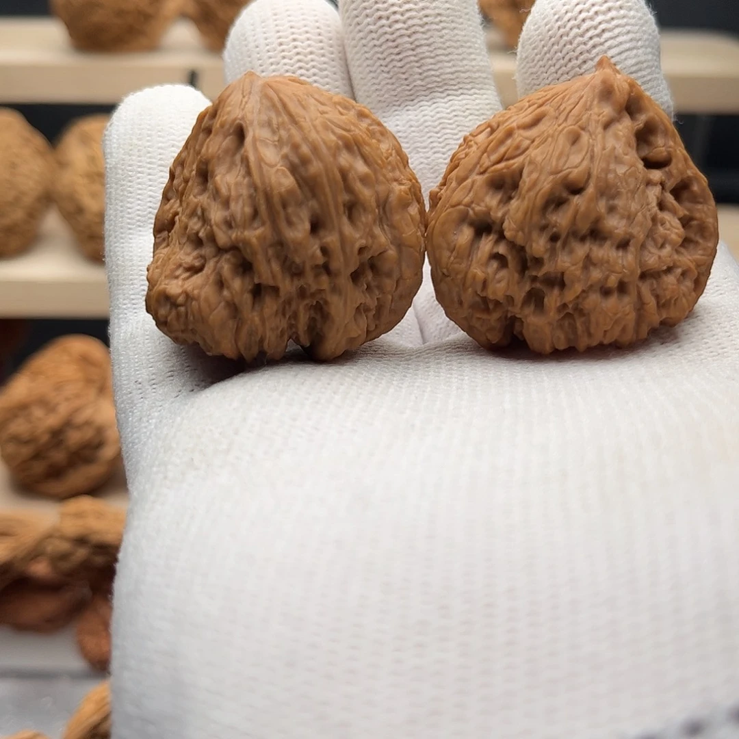 桃核吊坠乱**天34一道筋，