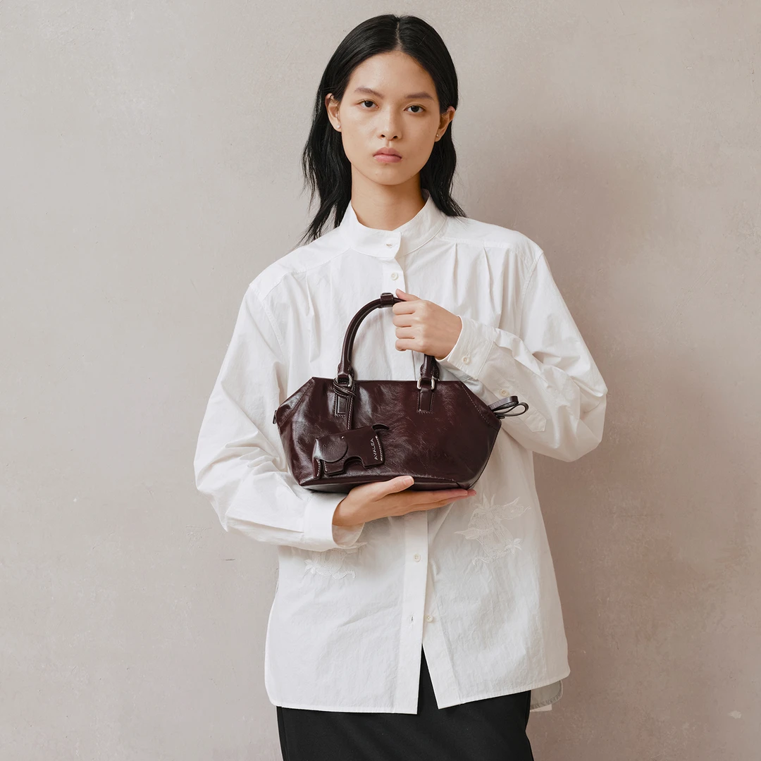 AVALEA葳里 头层油蜡牛皮卧山包小号 折口保龄球通勤手提女包C430