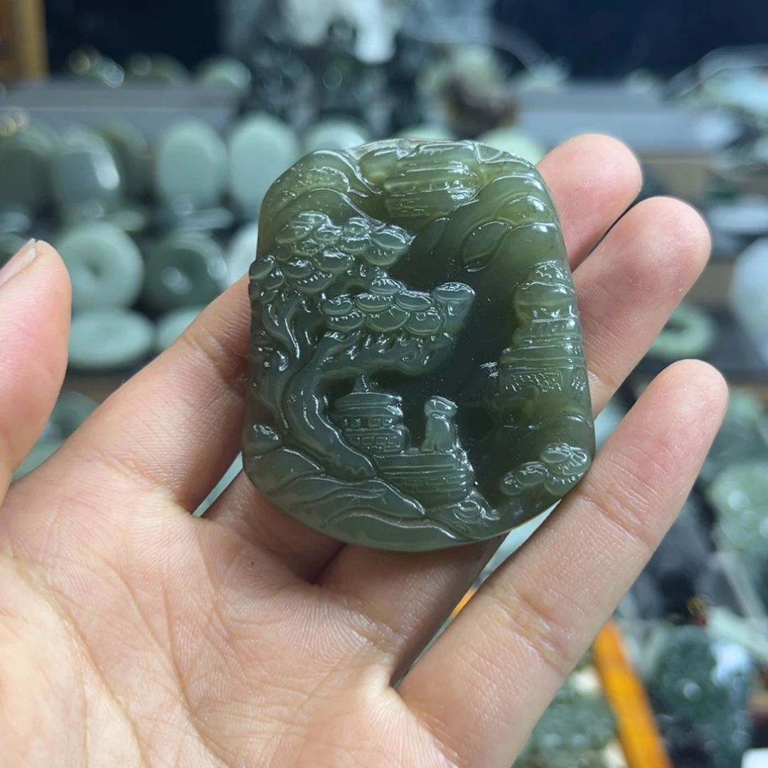 和田玉未镶嵌颈饰