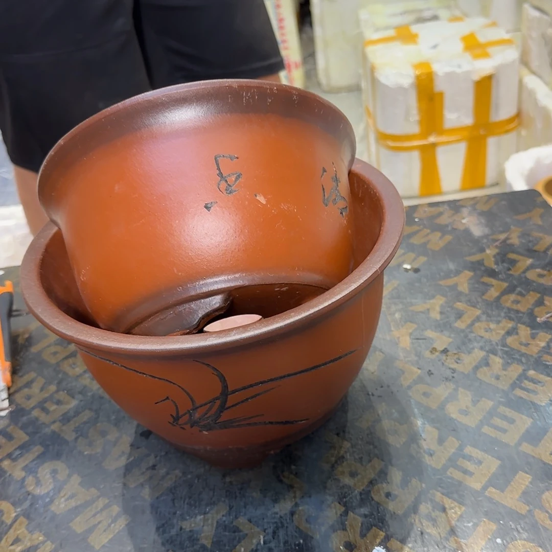 紫砂花盆瑕疵和瑕疵