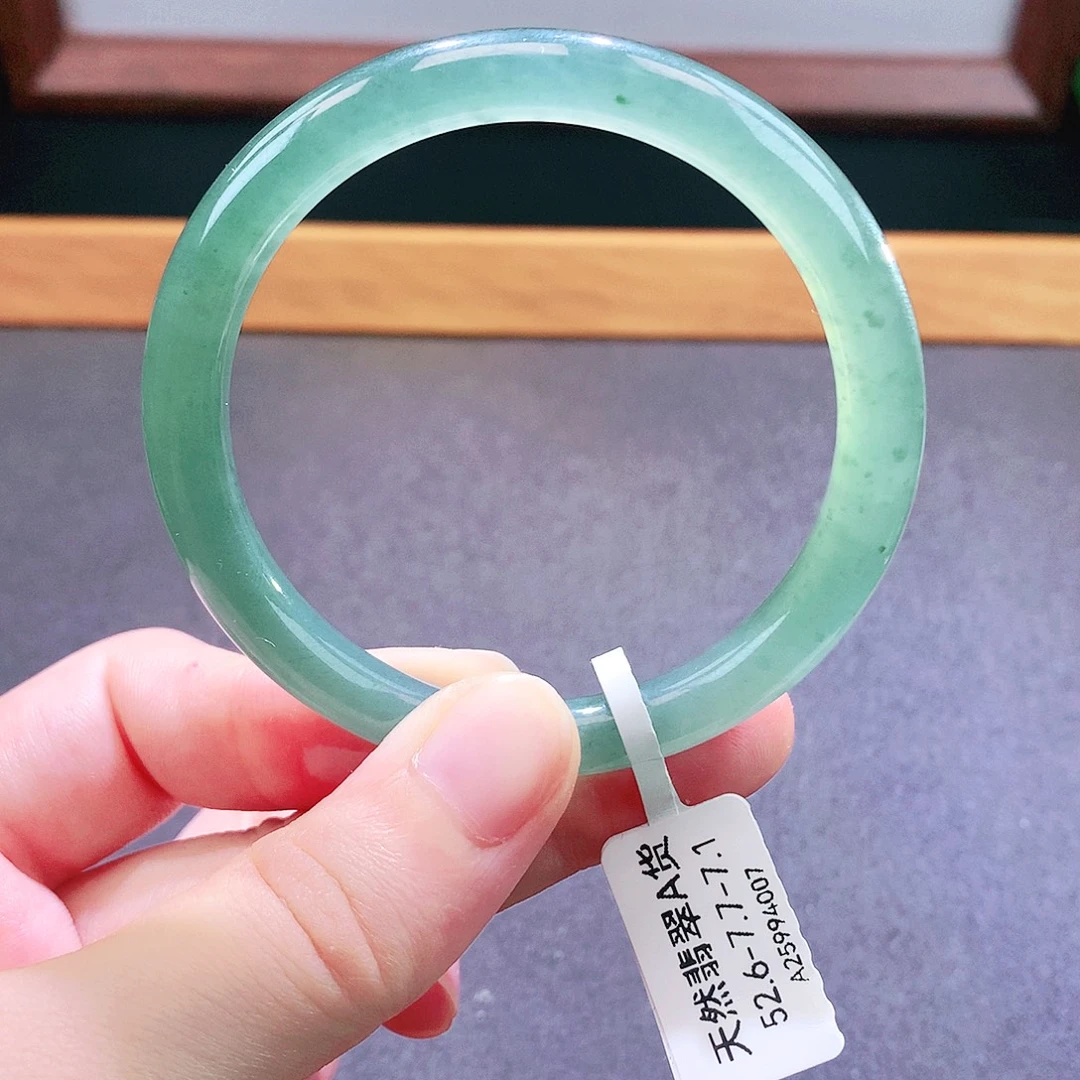 未镶嵌手镯翡翠天然翡翠