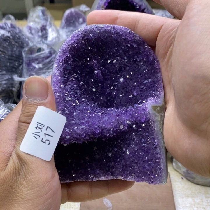 未镶嵌紫晶大型摆件（非配饰）小****