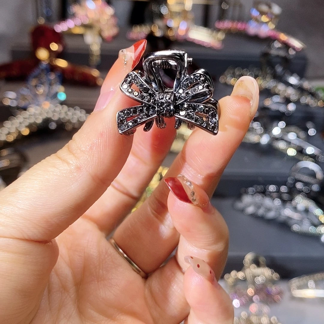 皮质铁合金一切就