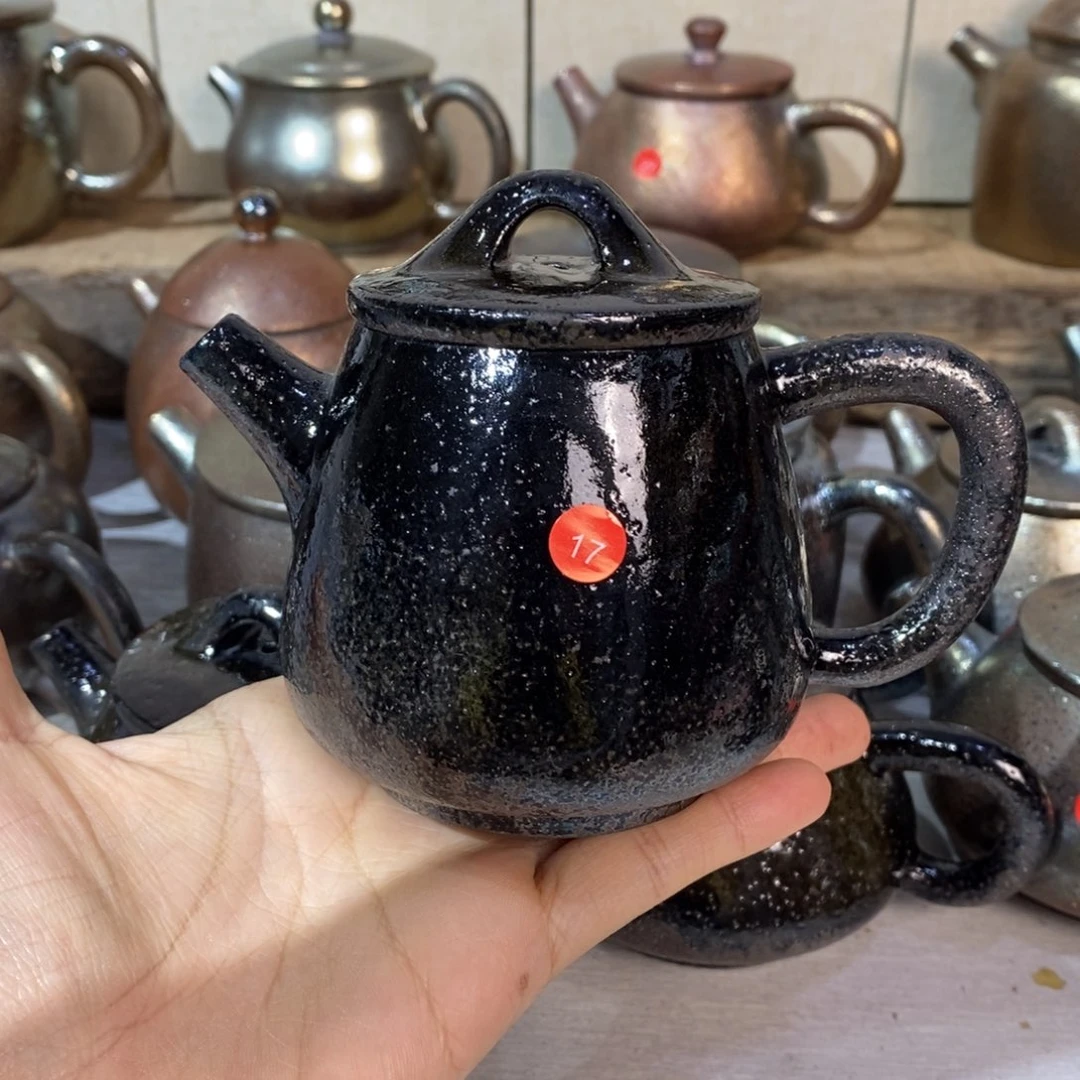 浩***导云南建水紫陶柴烧壶