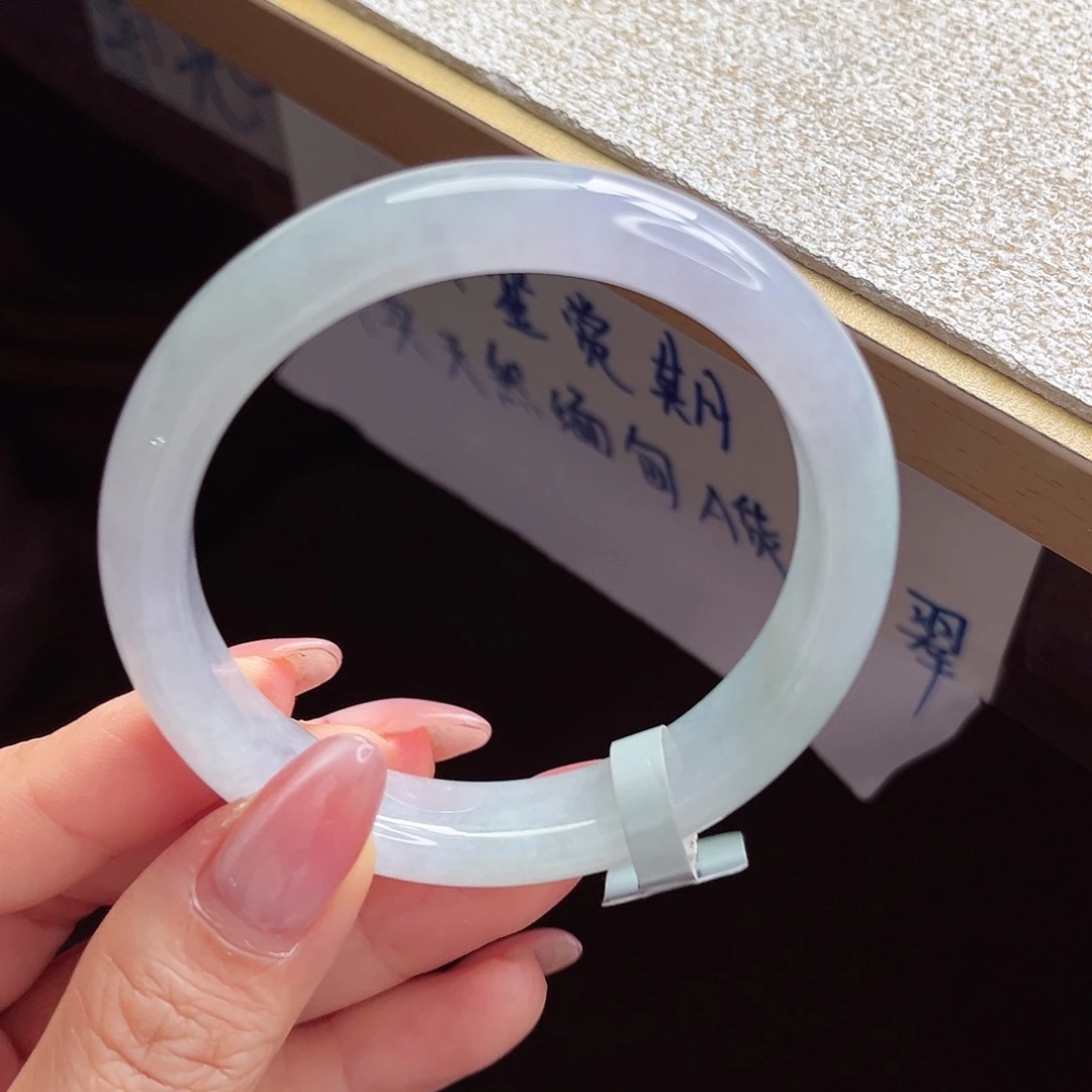 翡翠未镶嵌手镯手镯