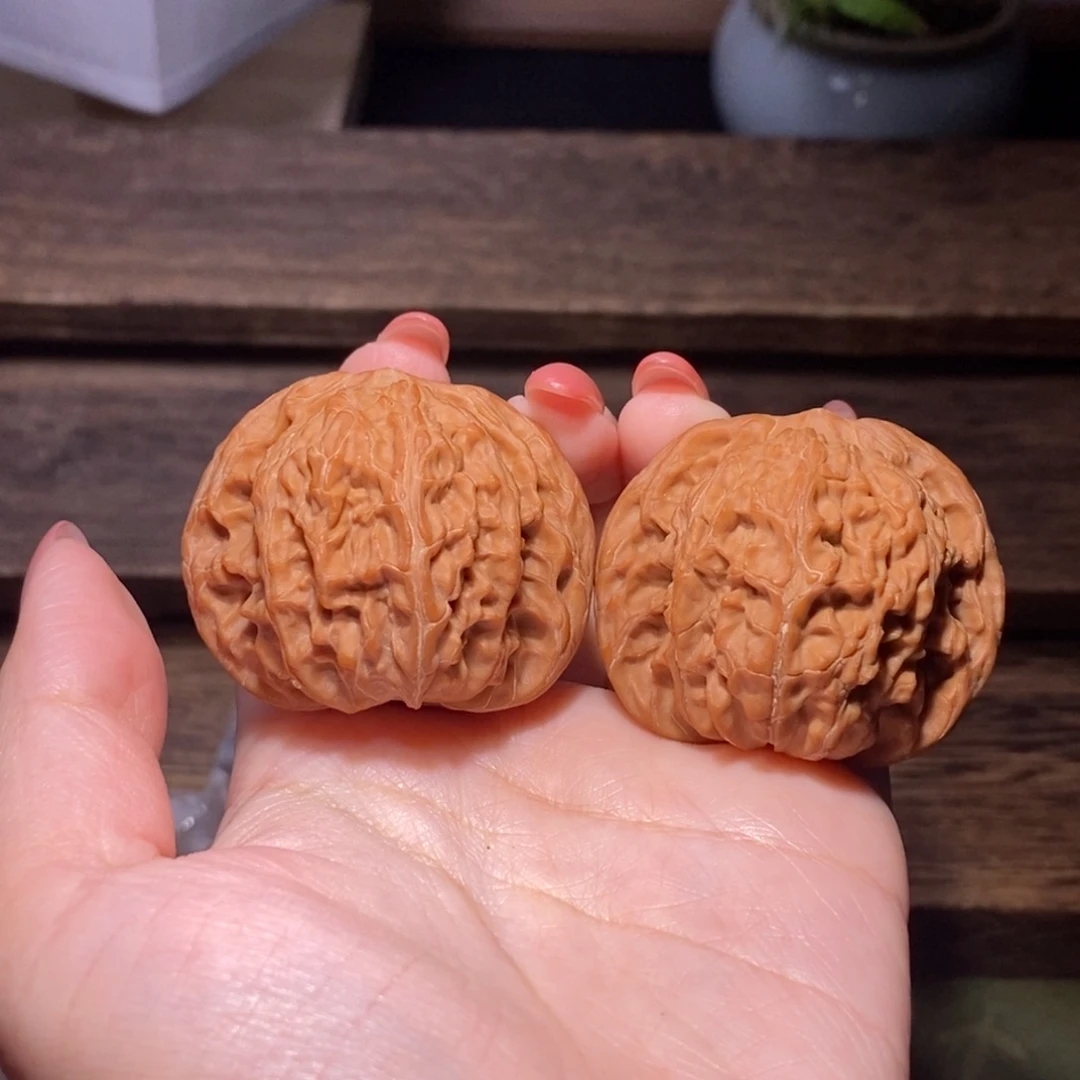 怎***挽文玩核桃吊坠全品43血磨正磨