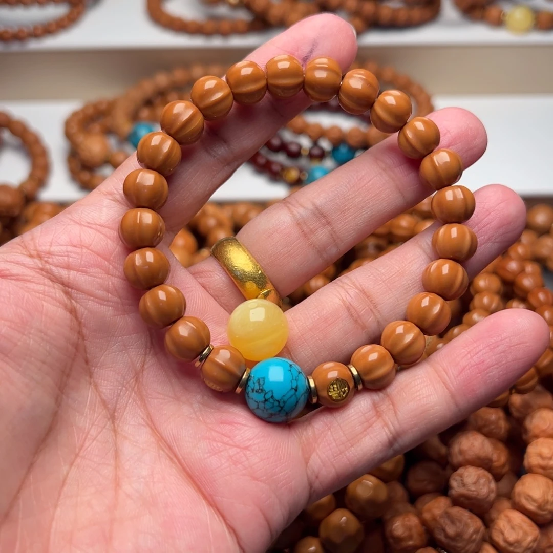 王***河猴头核桃手串鲨鱼