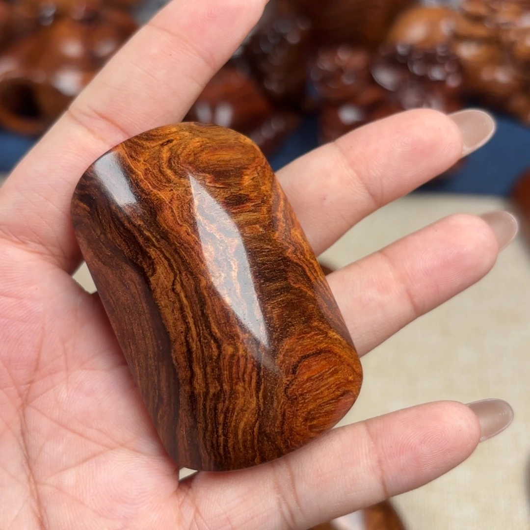 疯***头吊坠黄花梨/降香黄檀