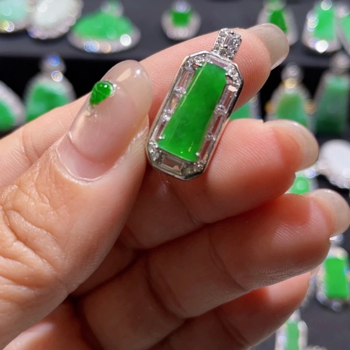 翡翠银S925镶嵌颈饰