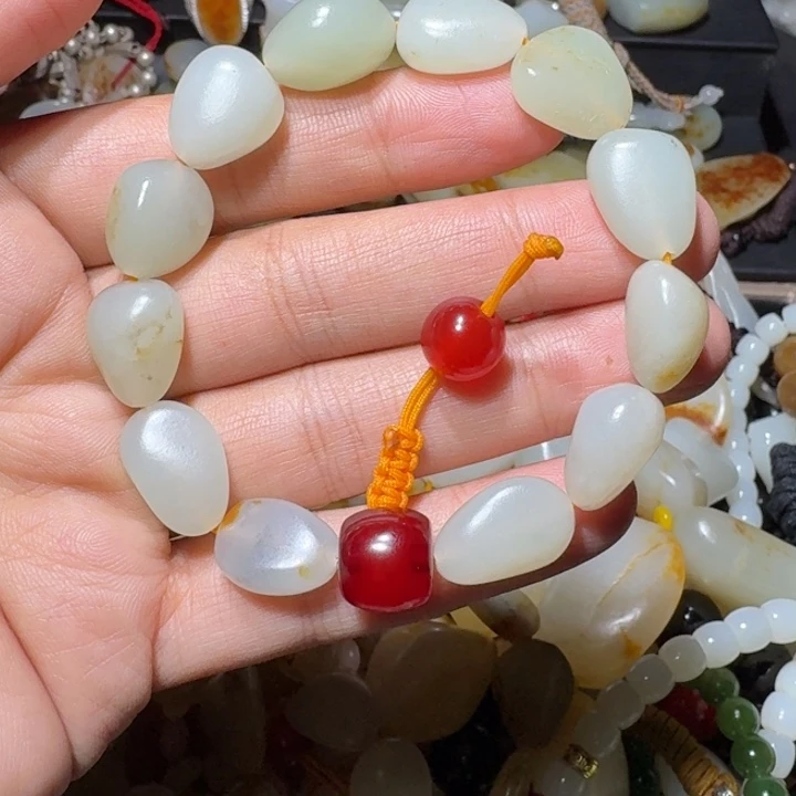 和田玉未镶嵌手链