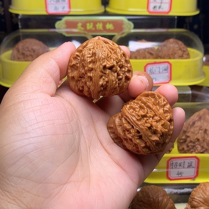 把件文玩核桃三角白