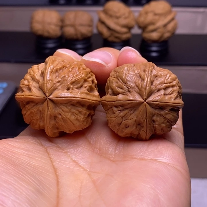 岁***好把件文玩核桃聚宝盆四楞42